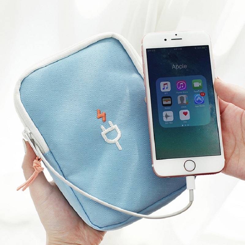 Organisateur de chargeurs de v - Electronics Gadgets Bag avis et prix
